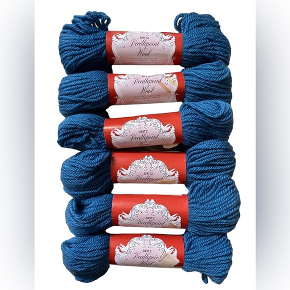 French Blue VTG NOS Scovill Dritz Luxury 100% Virgin Wool Needlepoint 4O yds - Picture 2 of 4